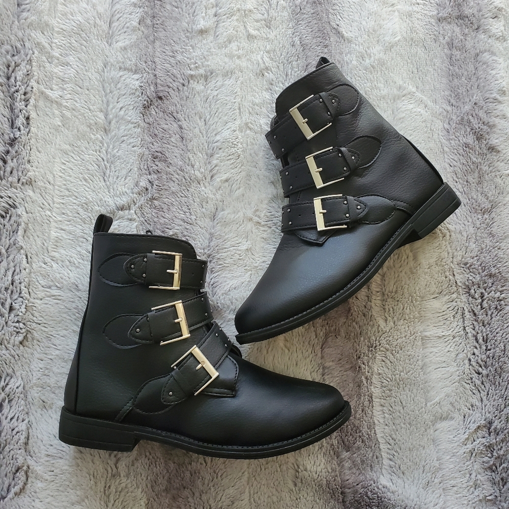 Black Studded Buckle Boots